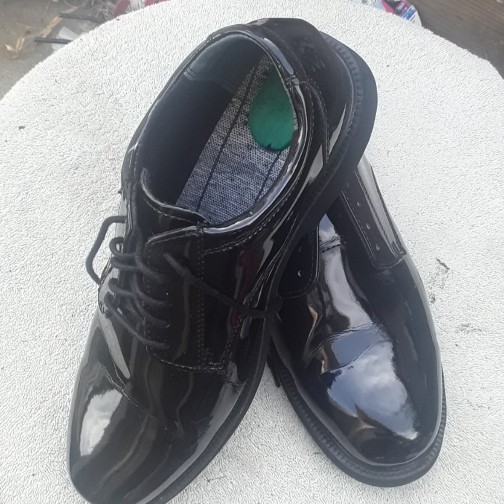 Corframs patent leather shoes